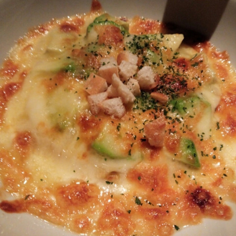 アボガドのグラタン(ウサギ)