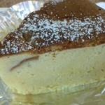 たまごのスフレチーズ(スイーツ・ホームメードのお店 うしゃぎさん)