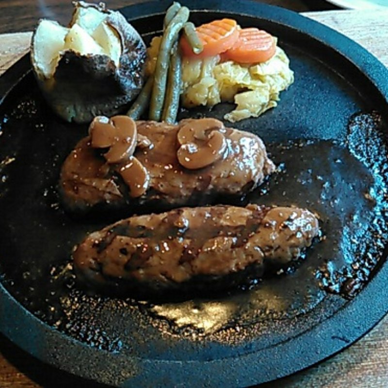 ジャンボハンバーグ(ウッドストック （WOODSTOCK）)