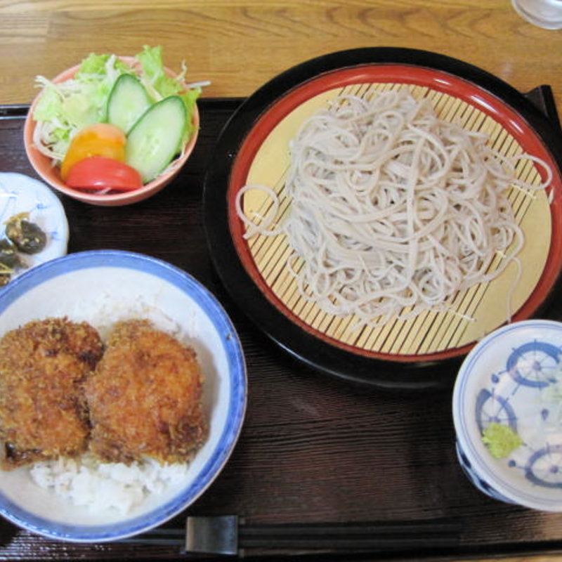 そば定食チキンカツ付(味彩)