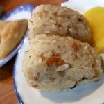 かしわおにぎり (うどん平)