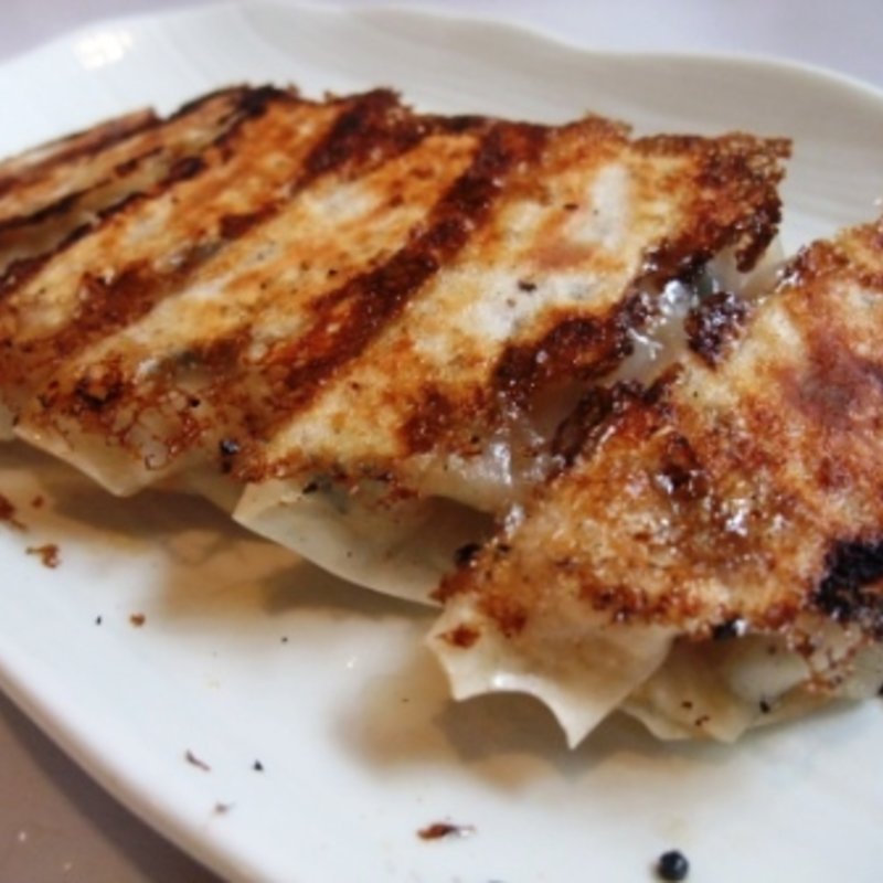 手作り餃子(うどん・ちゃんこ鍋　与左衛門)