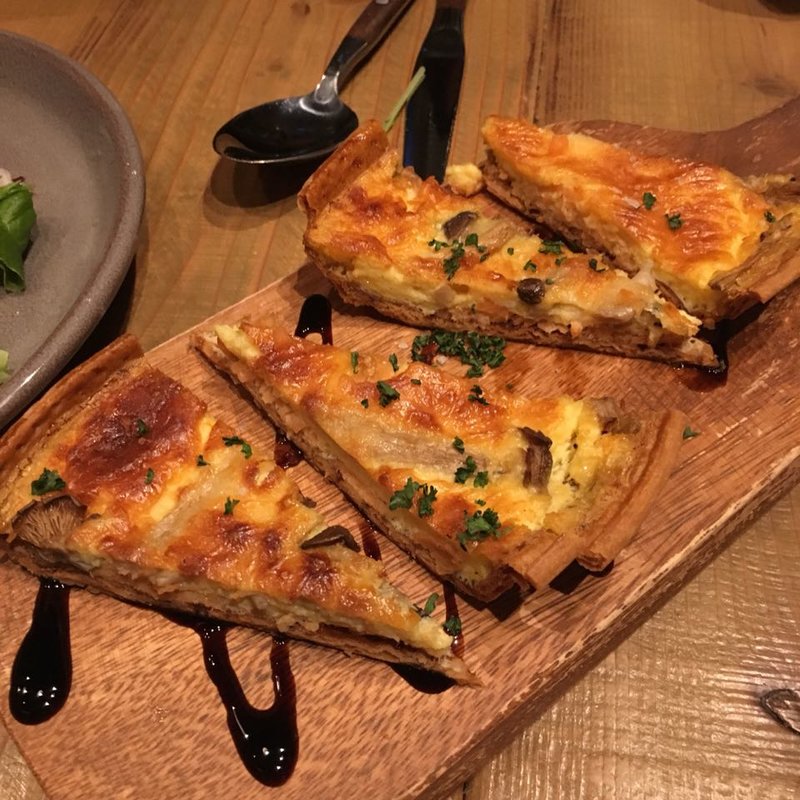 本日の焼き立てキッシュ(BOCOCA steak&Dine)