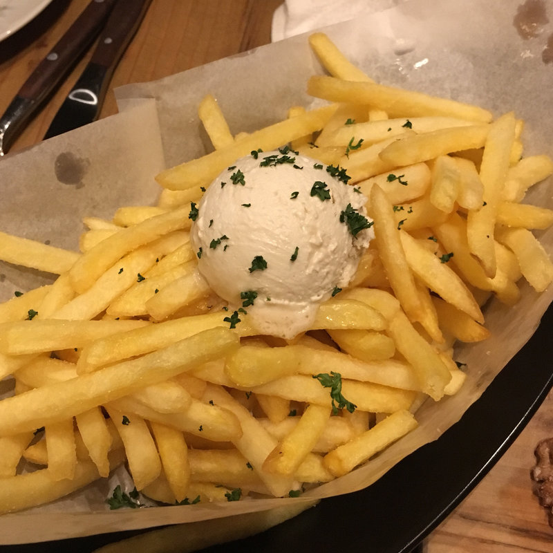 フライドポテト アンチョビホイップバター(BOCOCA steak&Dine)