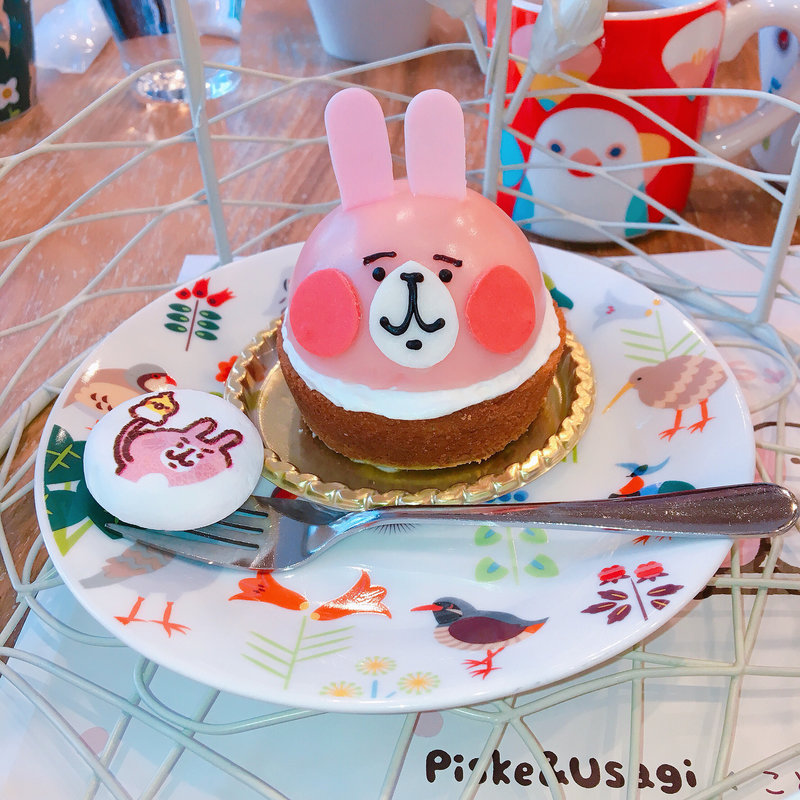 うさぎケーキ＆ドリンクセット(ことりすまいる)