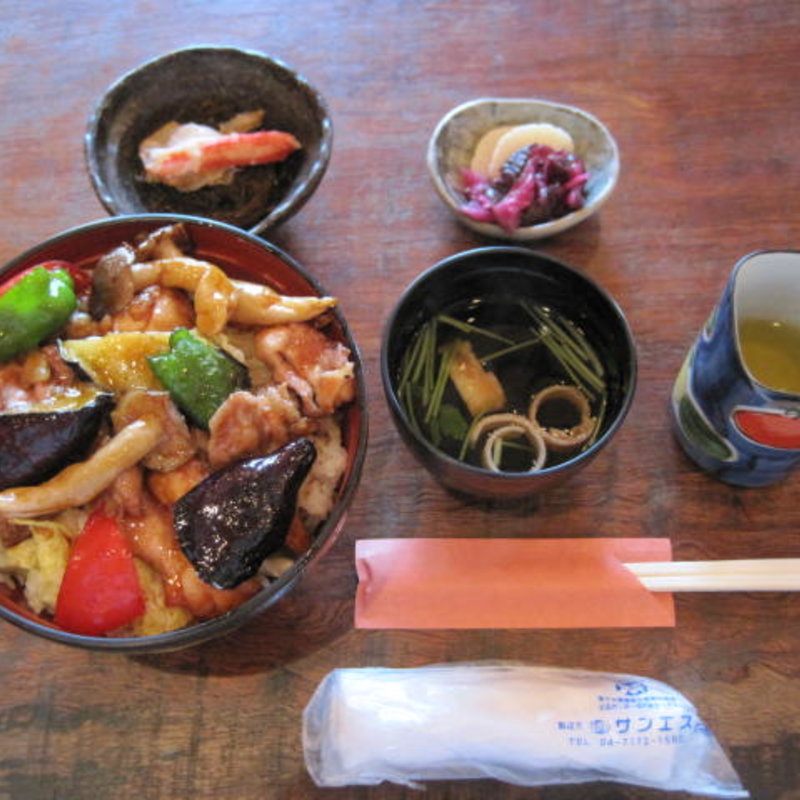 鶏丼(うなぎ鳥善)