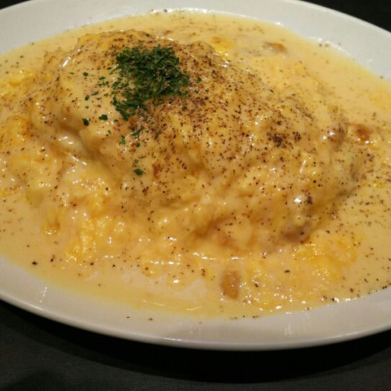 2016夏限定白クリームうにオムライス(うに屋のあまごころ 東京駅店 （【旧店名】リッチョマニアキッチン）)