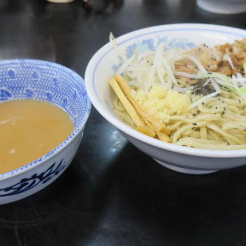 本日のご飯(ウメノキスズメ)