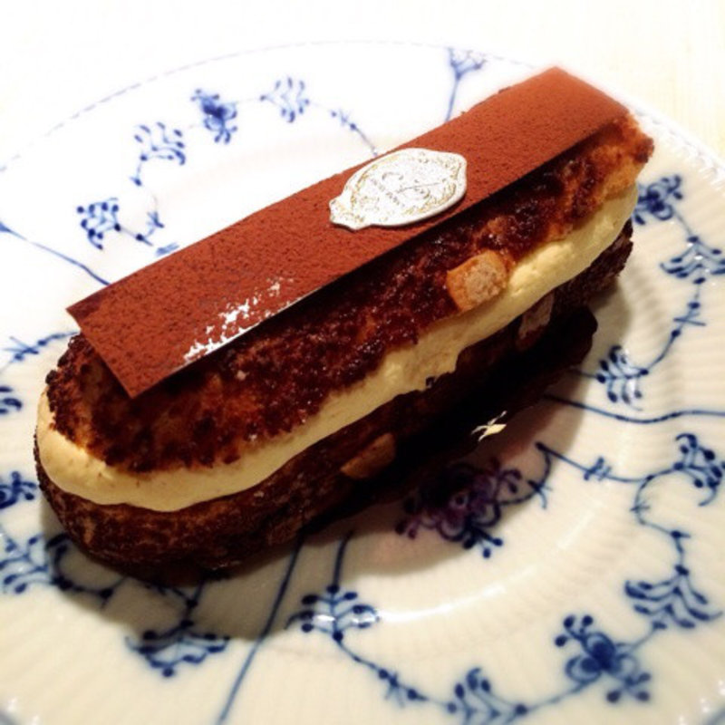 ティラミスのエクレア(エーグル ドゥース)