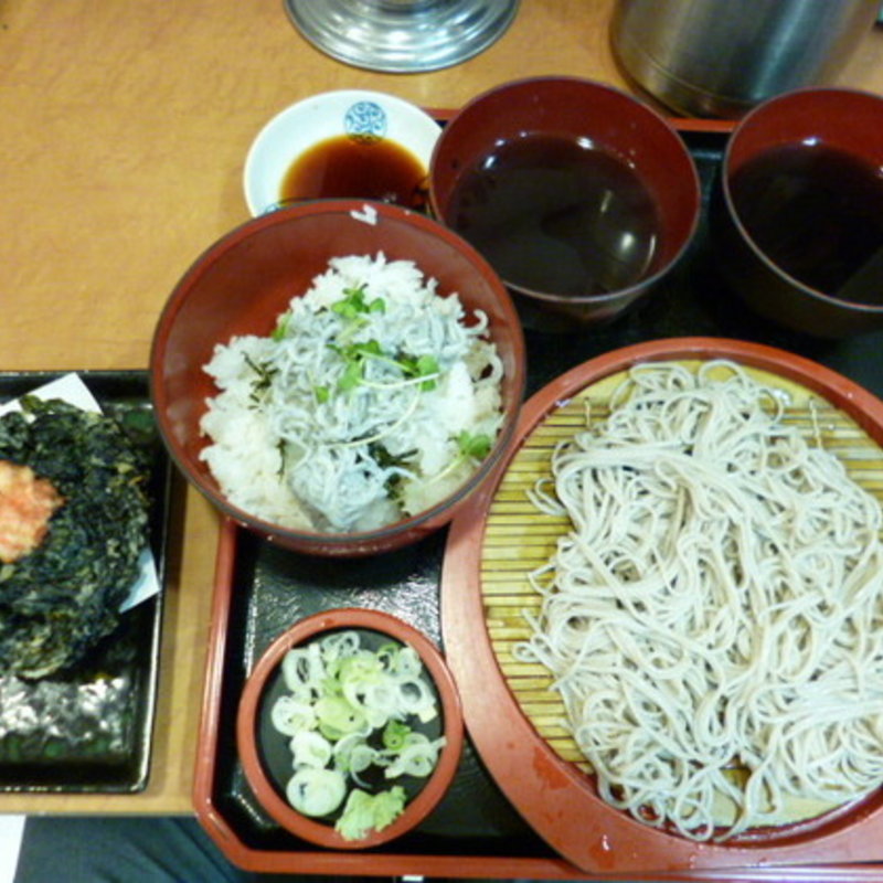 しらす丼セット(えきめんや 横浜店)