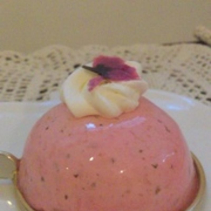 さくらいちご(エコール・クリオロ エキュート上野店)