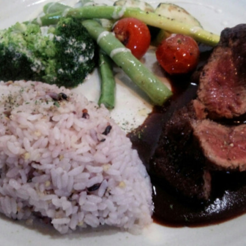 ｽﾃｰｷﾗﾝﾁ(エミュー （emu+）)