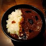 もつ煮込みカレー(いが嵐倉庫 )