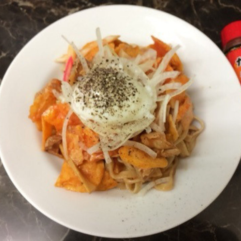 冷やしチリトマト和えそば with カラムーチョ(えんや )