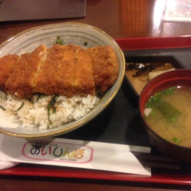 カツ丼(おいしんぼ)