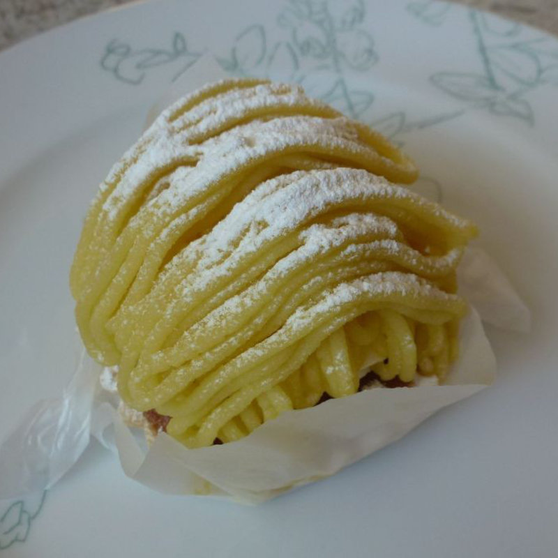 さつまいものタルト(おかしの館のあくつ)