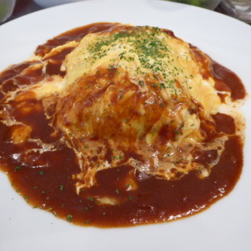 フワフワ玉子のオムライス(おきらく食堂ガーデン)