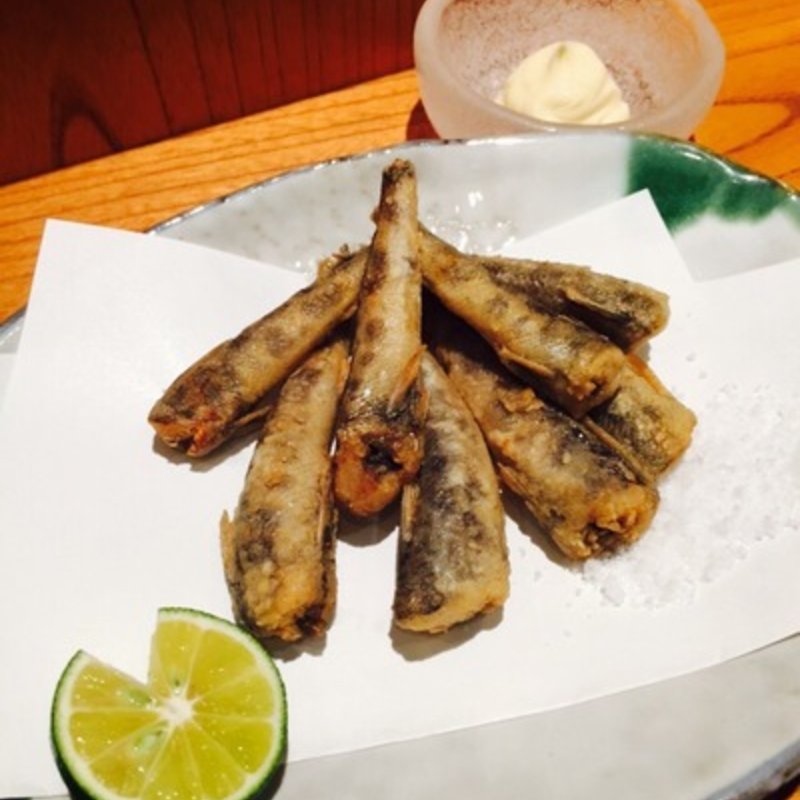 メヒカリの唐揚げ(銀座 おぐ羅羽田国際空港店)