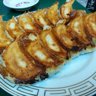 餃子(おけ以)