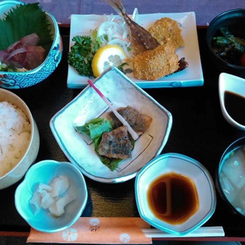 鯵三昧(おさかな屋きたいさん )