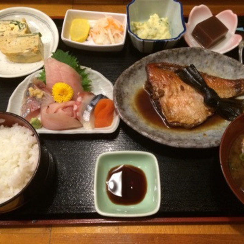 金目鯛煮付け定食(おさかな工房魚清)