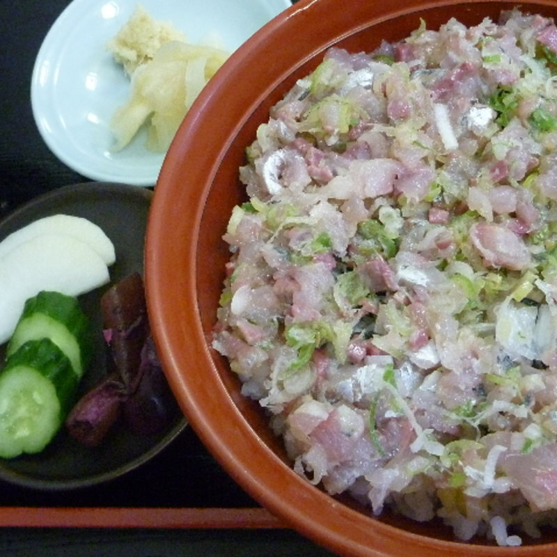 あじたたき丼(網元 伊豆)