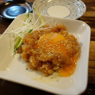 鶏ユッケたれ(おさやん川崎総本店)