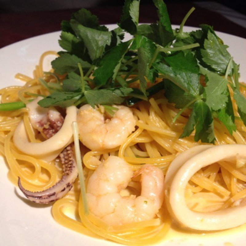 海の幸のスパゲティ ウニクリーム(オステリア ヴィン カフェ （Osteria Vin CAFFE）)