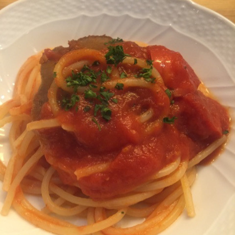 牛タンのパスタ(オステリア ニンナナンナ)