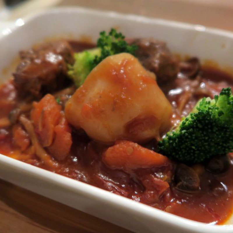 国産ビーフのシチュー(odaidoko Blue Cat（おだいどこ ブルーキャット）)