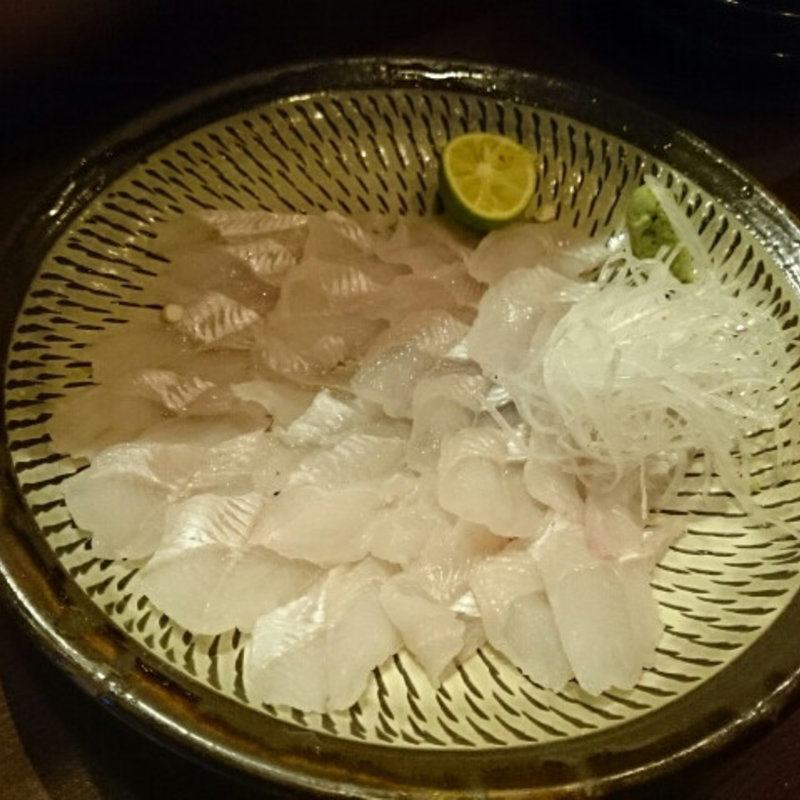 お刺身盛り合わせ(おのころ五合)