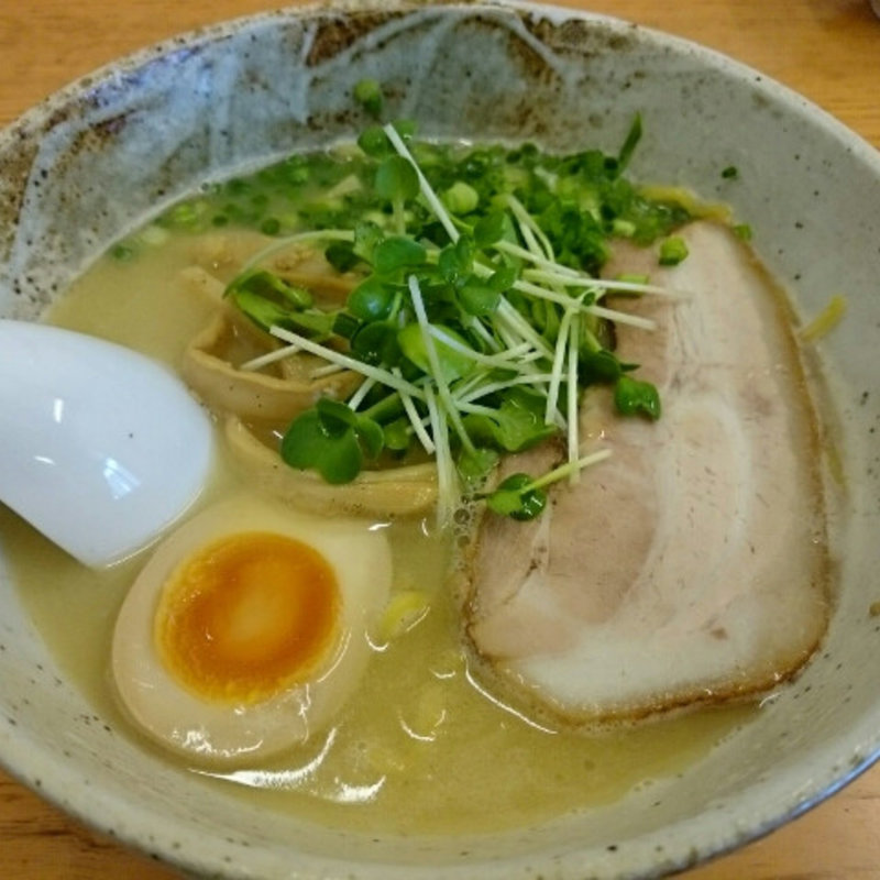 特大エビフライ(おのころ五合)