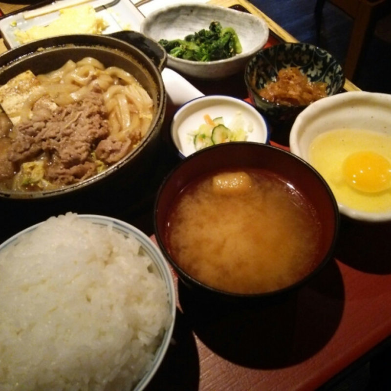 鉄鍋すき焼き定食(おひつ家 吉祥寺店)