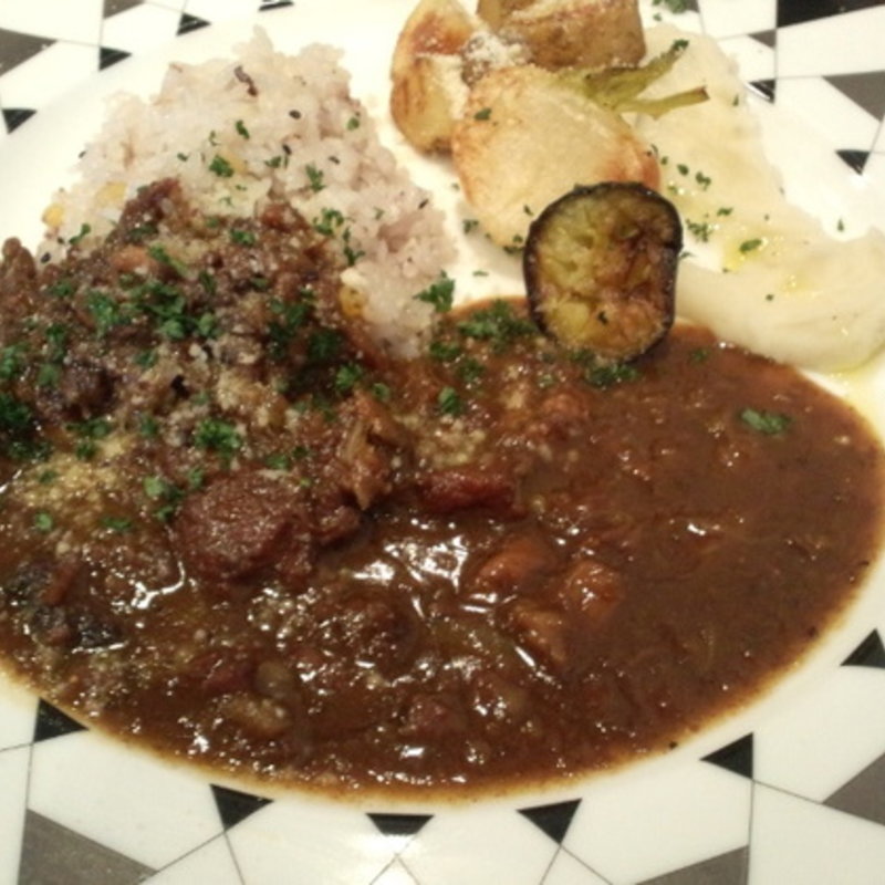 フランス料理店の賄いカレー(オブスキュール （obscur French Cuisine & Bar）)