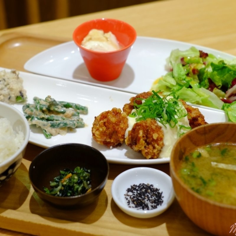 鶏の南蛮揚げ 味噌タルタル(おぼんdeごはん 上野店)