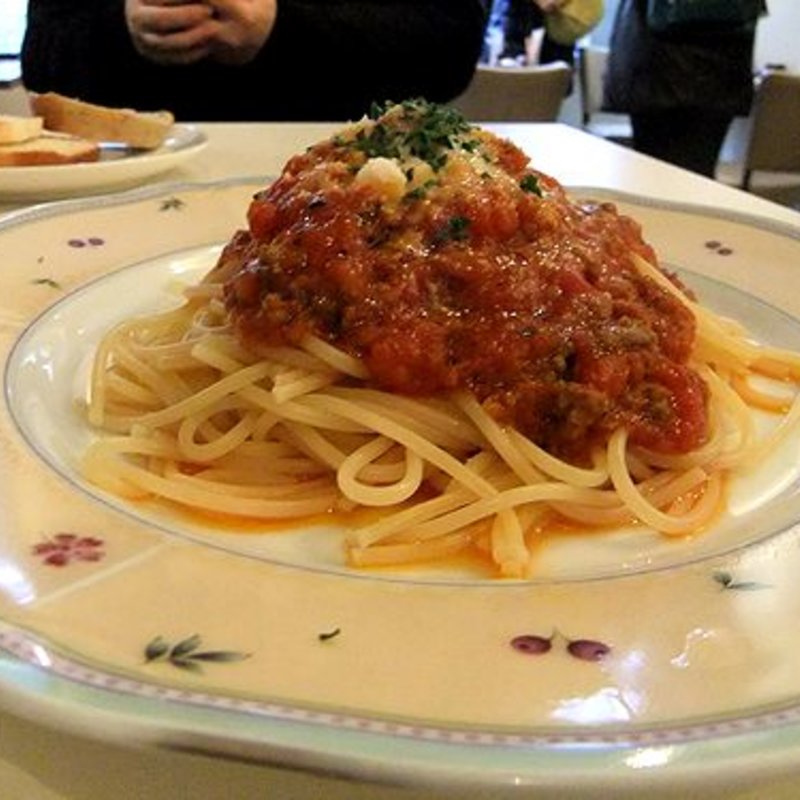トマトソース　挽き肉とナスのパスタ(オリーブ 薬院店)