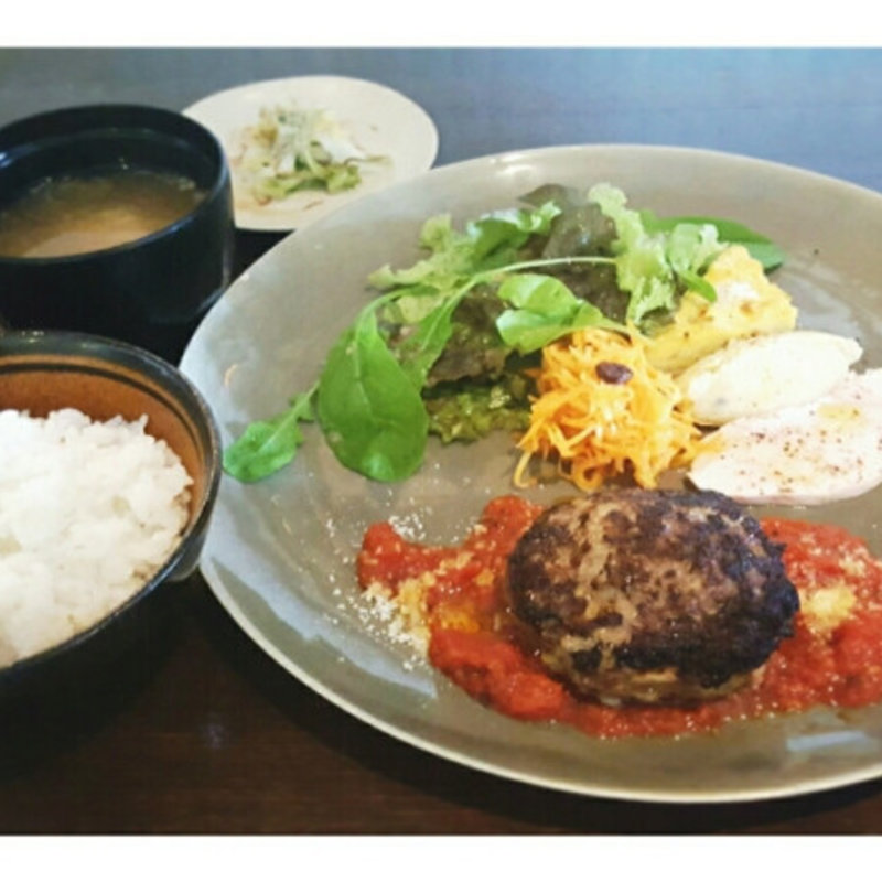 淡路牛のハンバーグ(オリーブ食堂 orukat )