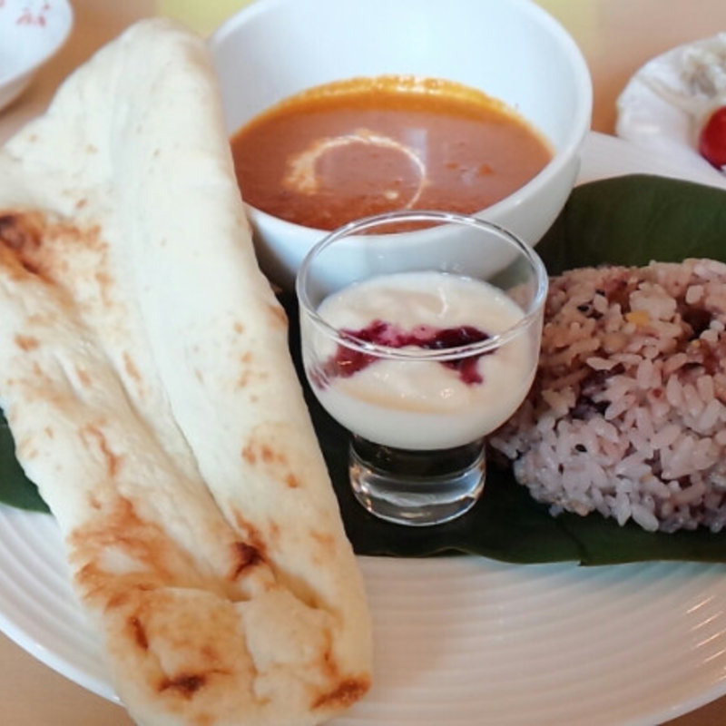 バターチキンカレーセット(オリエンタルカフェ＆バール ラカンタ )