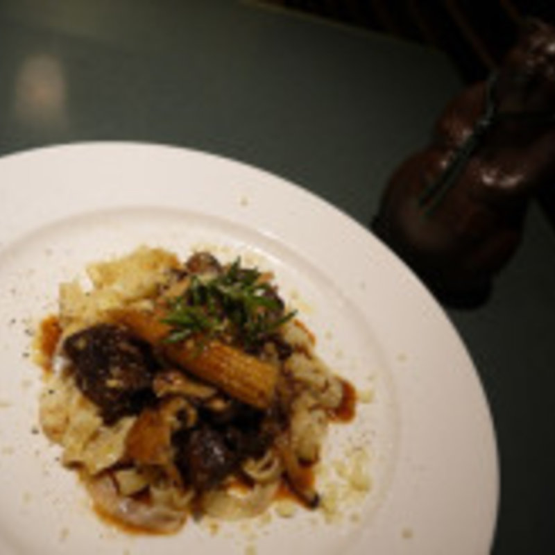 鹿肉の赤ワイン煮込みのパスタ(オルトカフェ （Orto Caffe）)