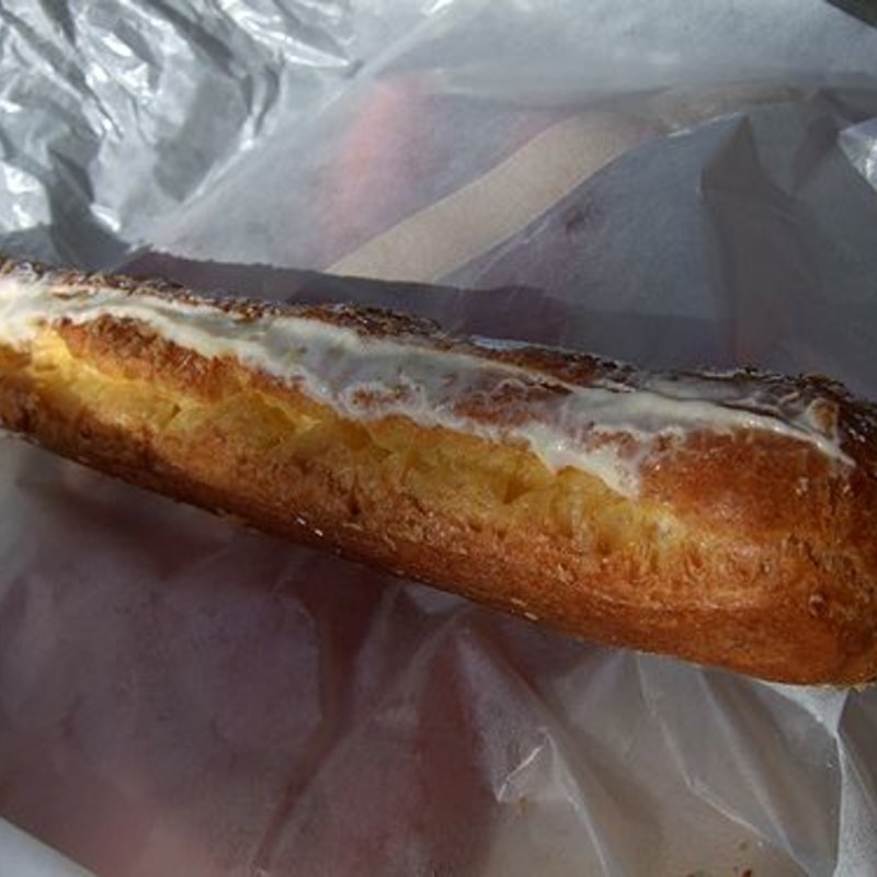 エクレア(オルトズベーカリーカッセス)