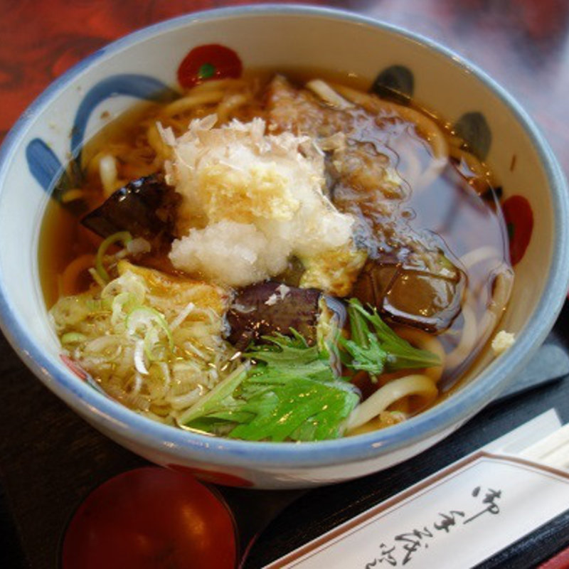 揚げ茄子うどん(お多福)