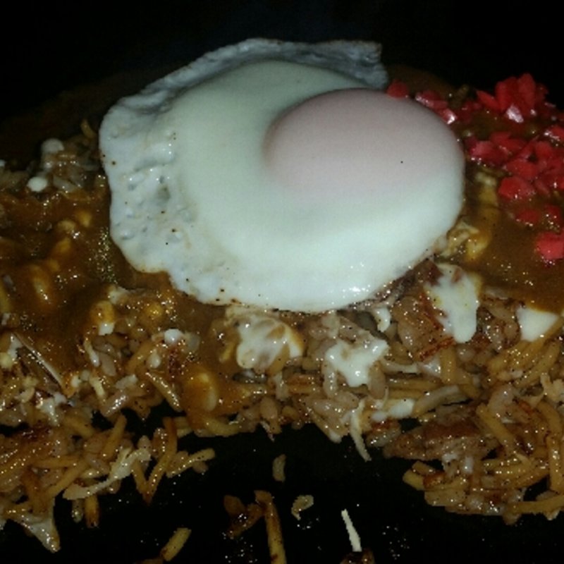 スパイシーカレー焼きそば(お好み焼研究所 海や)