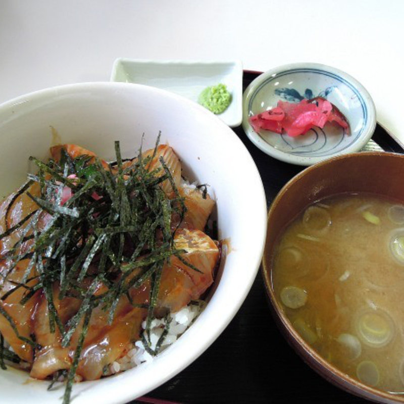 漬丼(お食事処　かいがん )