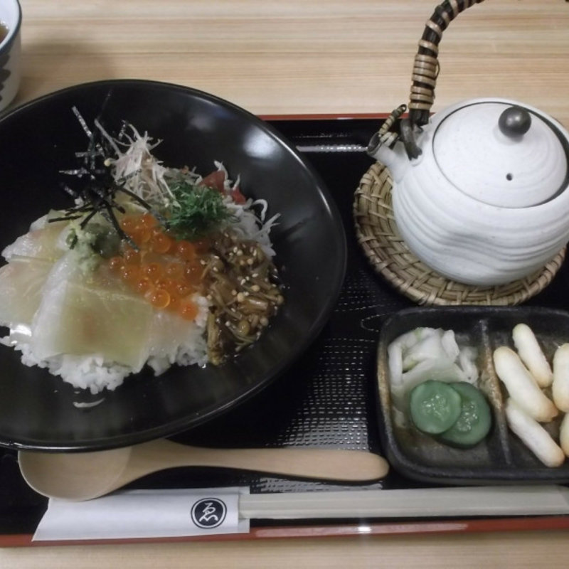 錦平目の昆布〆 (お食事処　ゑびや)