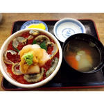 小樽丼（ホタテ、ウニ、いくら）(朝市食堂)