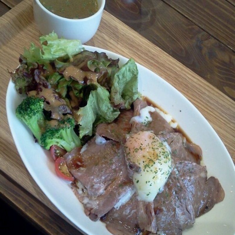 ローストビーフ丼(ガーデナーズ北戸田)