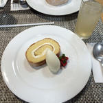 ロールケーキ(ガーデンカフェ )