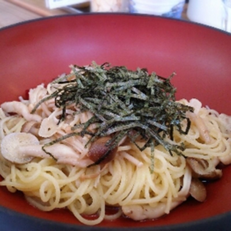 きのこと大根おろしの和風パスタ(ガーリックハウス )