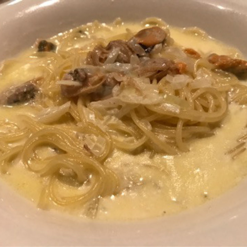 ムール貝とあさりのクリームパスタ(ガーリックハウス )