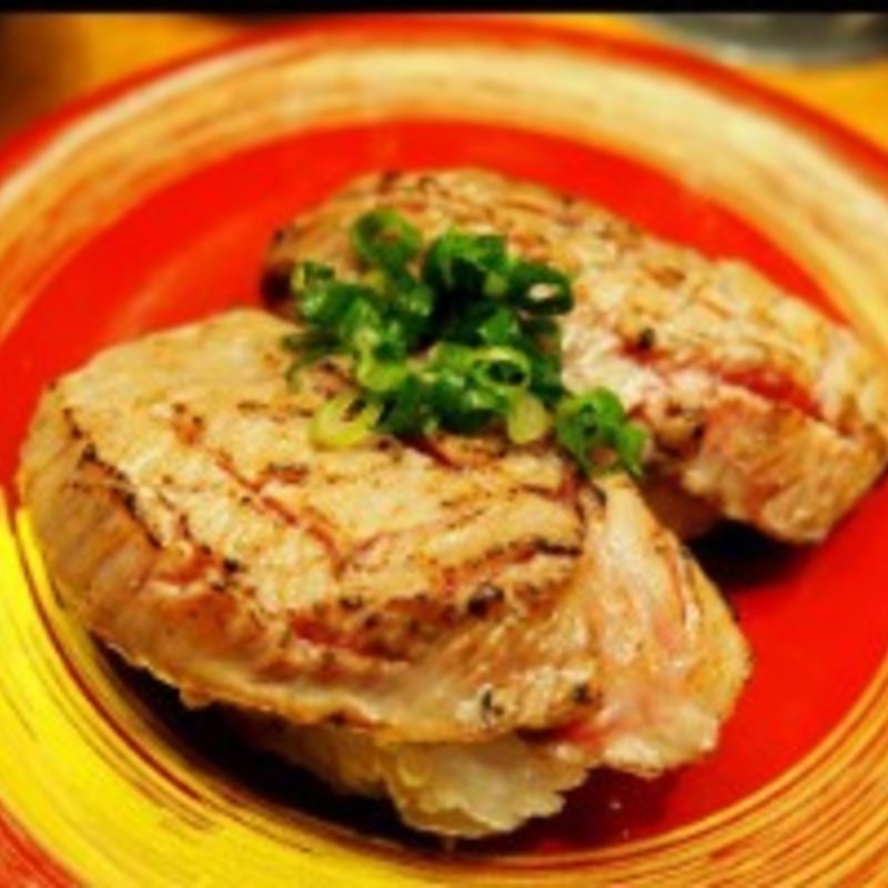 まぐろほほ炙り(かいてん寿し大倉)